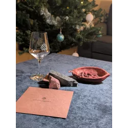 Thématiques des ateliers immersifs Les Epicurieuses : Accords Vins et Chocolats ou Accords Sols et Vins